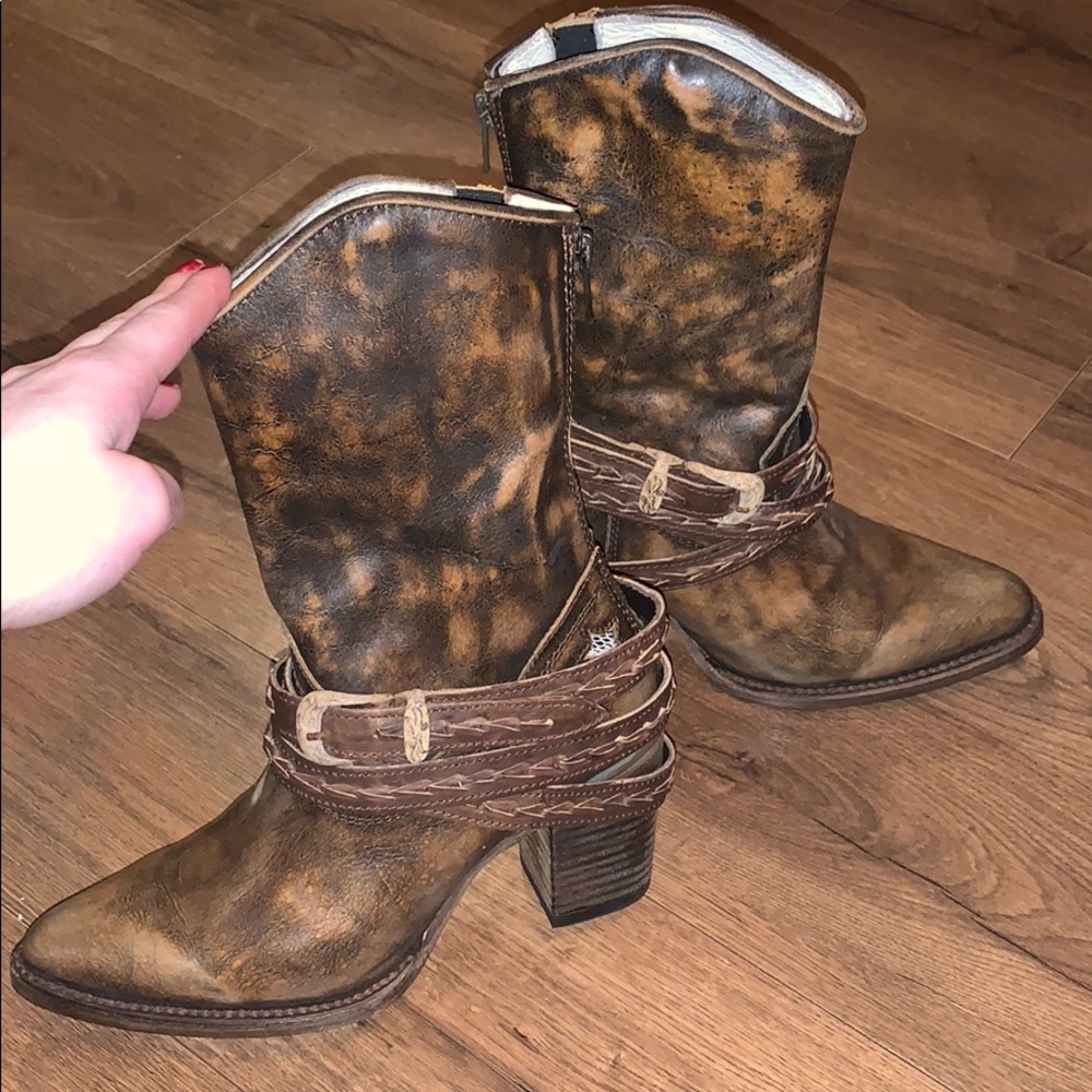 Freebird by Steven boots